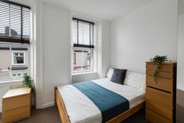 5 bed flat, Furzehill Road, Mutley, Plymouth, PL47JZ - Image 3